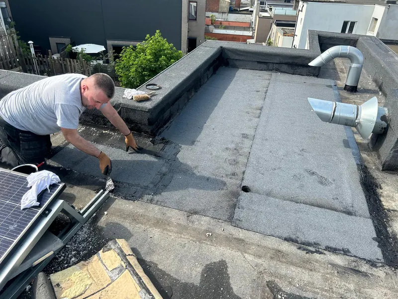 dakdetail rond koepel afwerken
