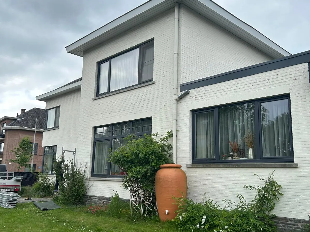 Dakvernieuwing en zolderverbouwing in Hasselt, voor de werken