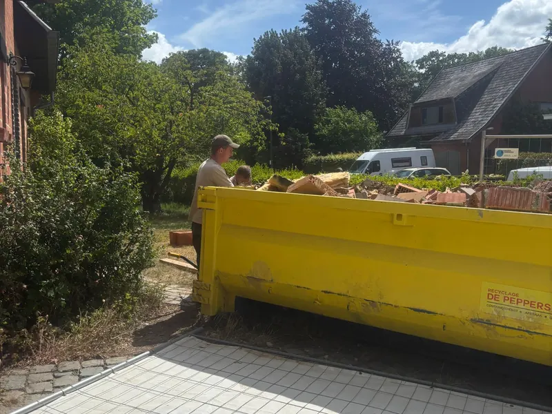 container en werfafsluiting bij de woning